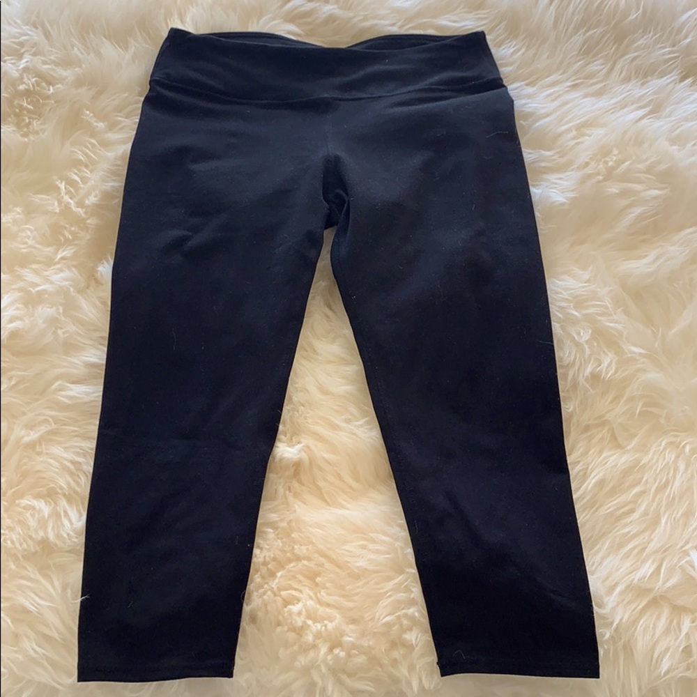 Fabletics Crop Leggings